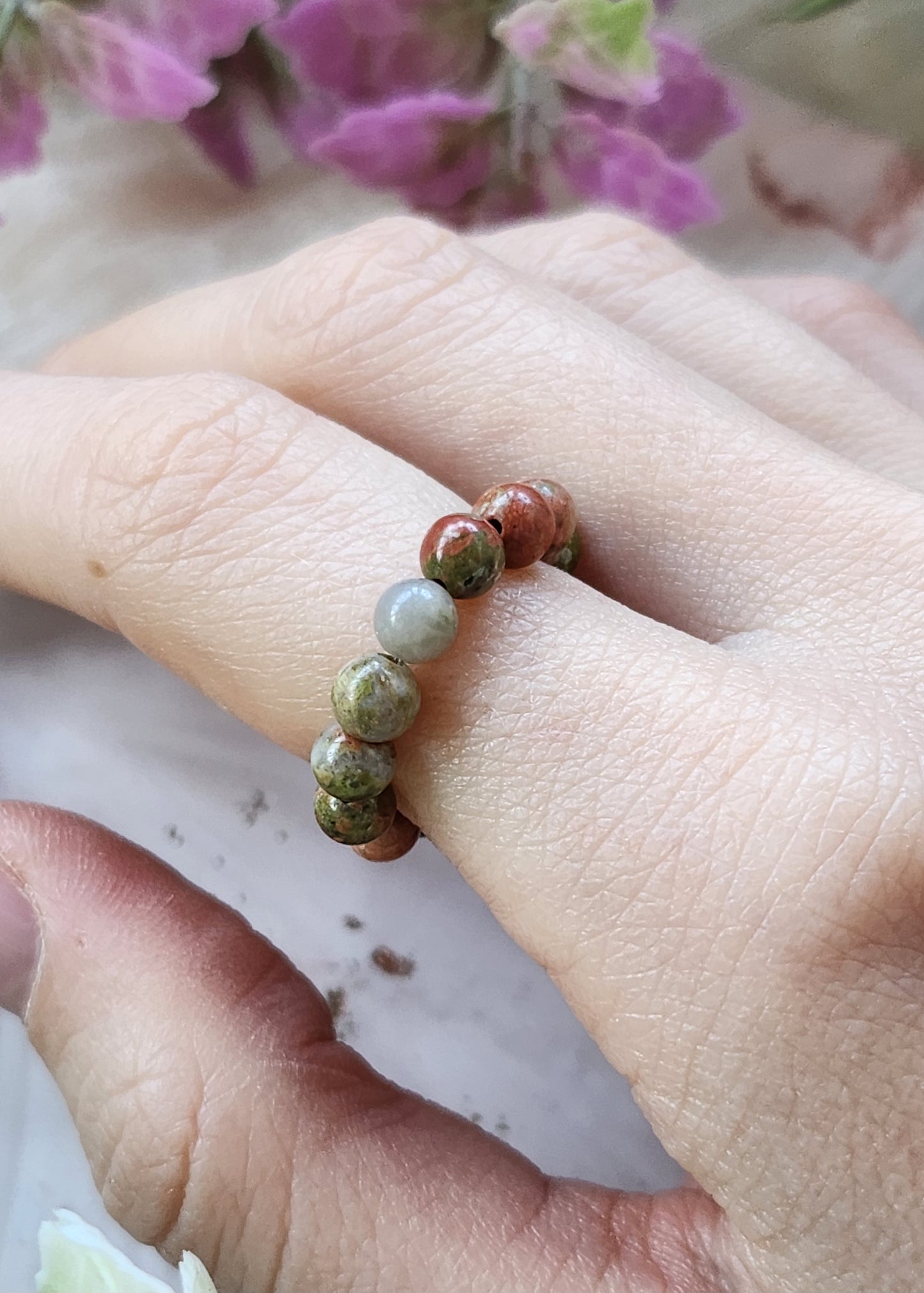 Anello a molla Unakite