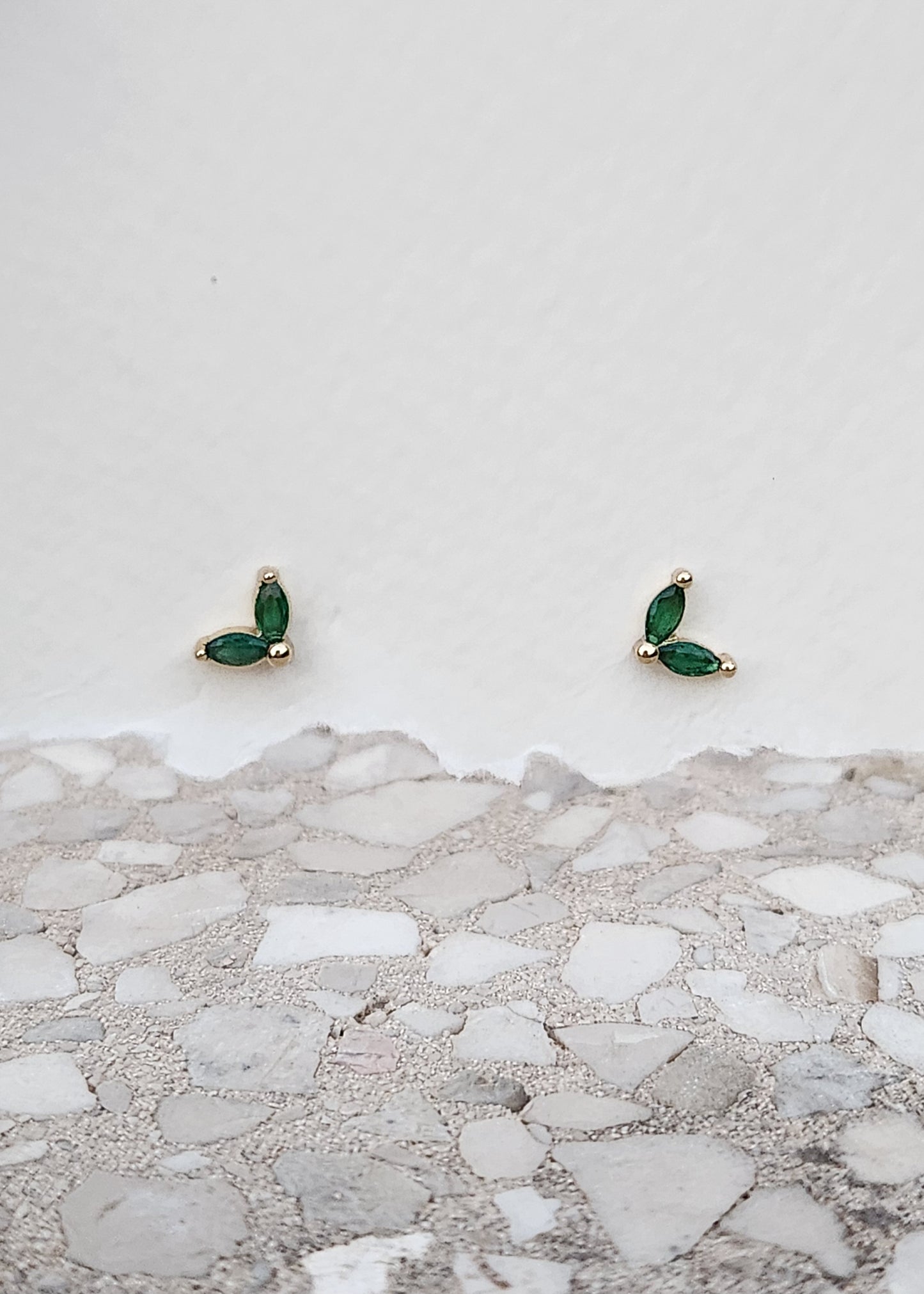 Orecchini Fogliolina con Zirconi