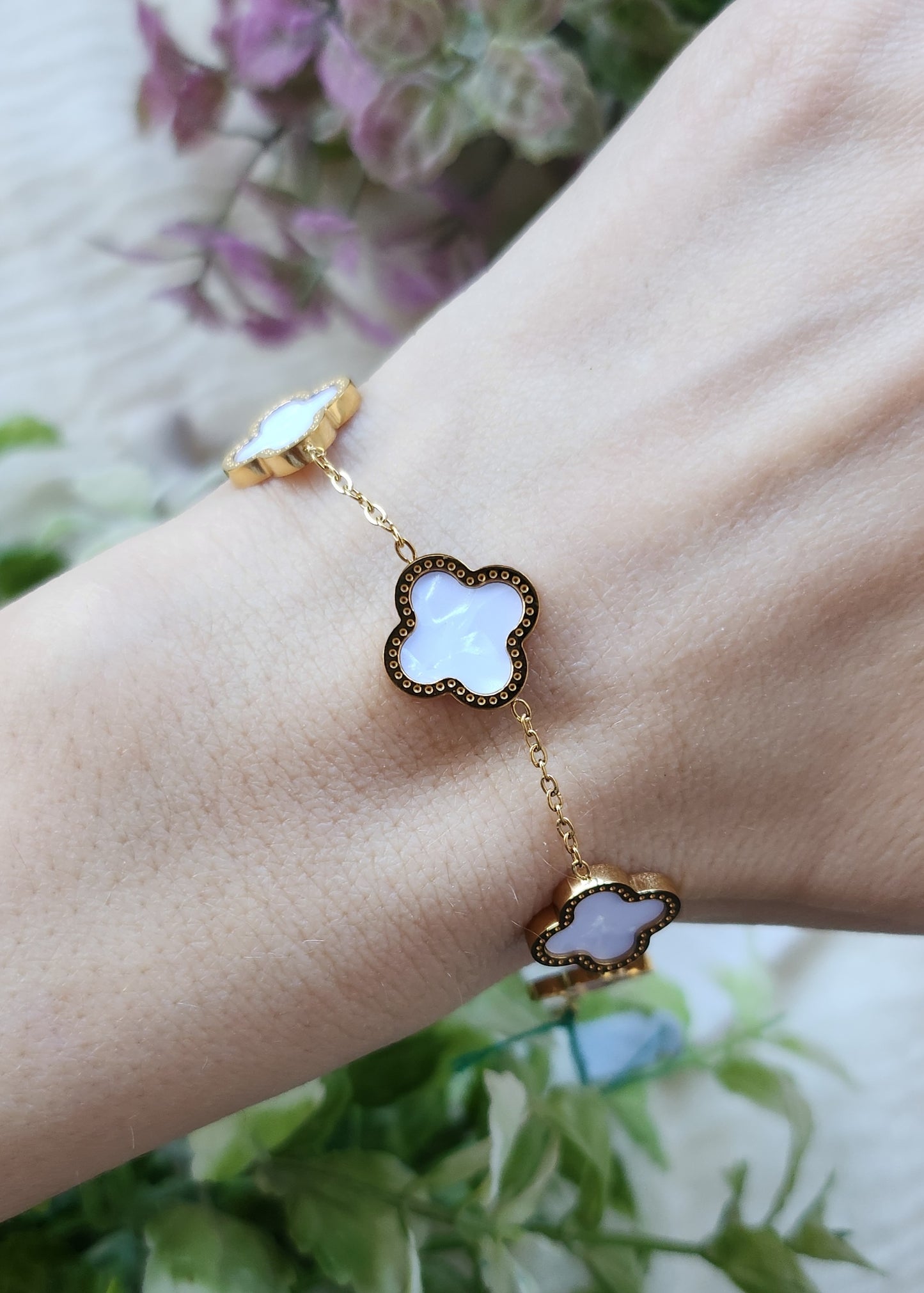Bracciale quadrifogli bianco