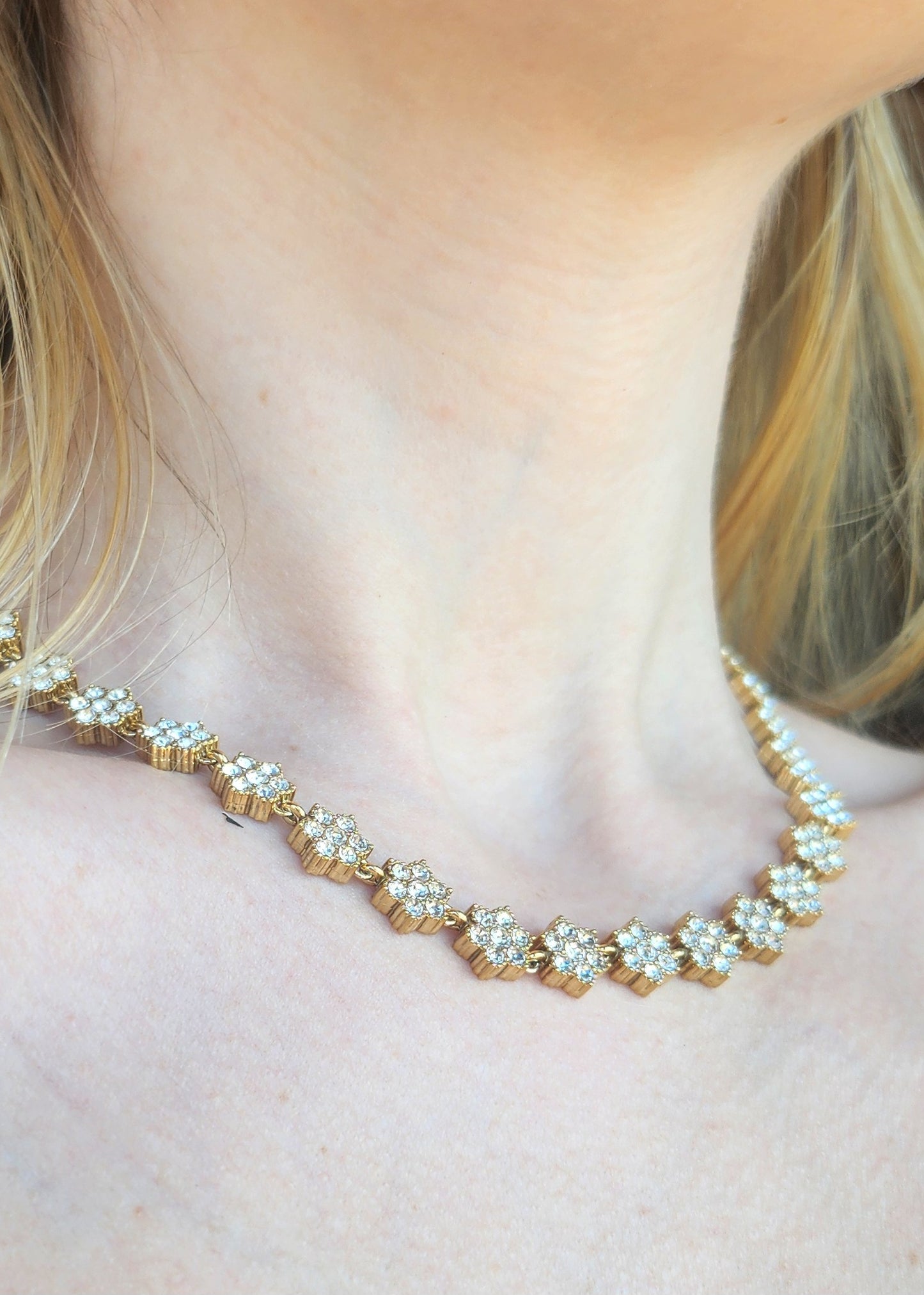 Collana Flowers