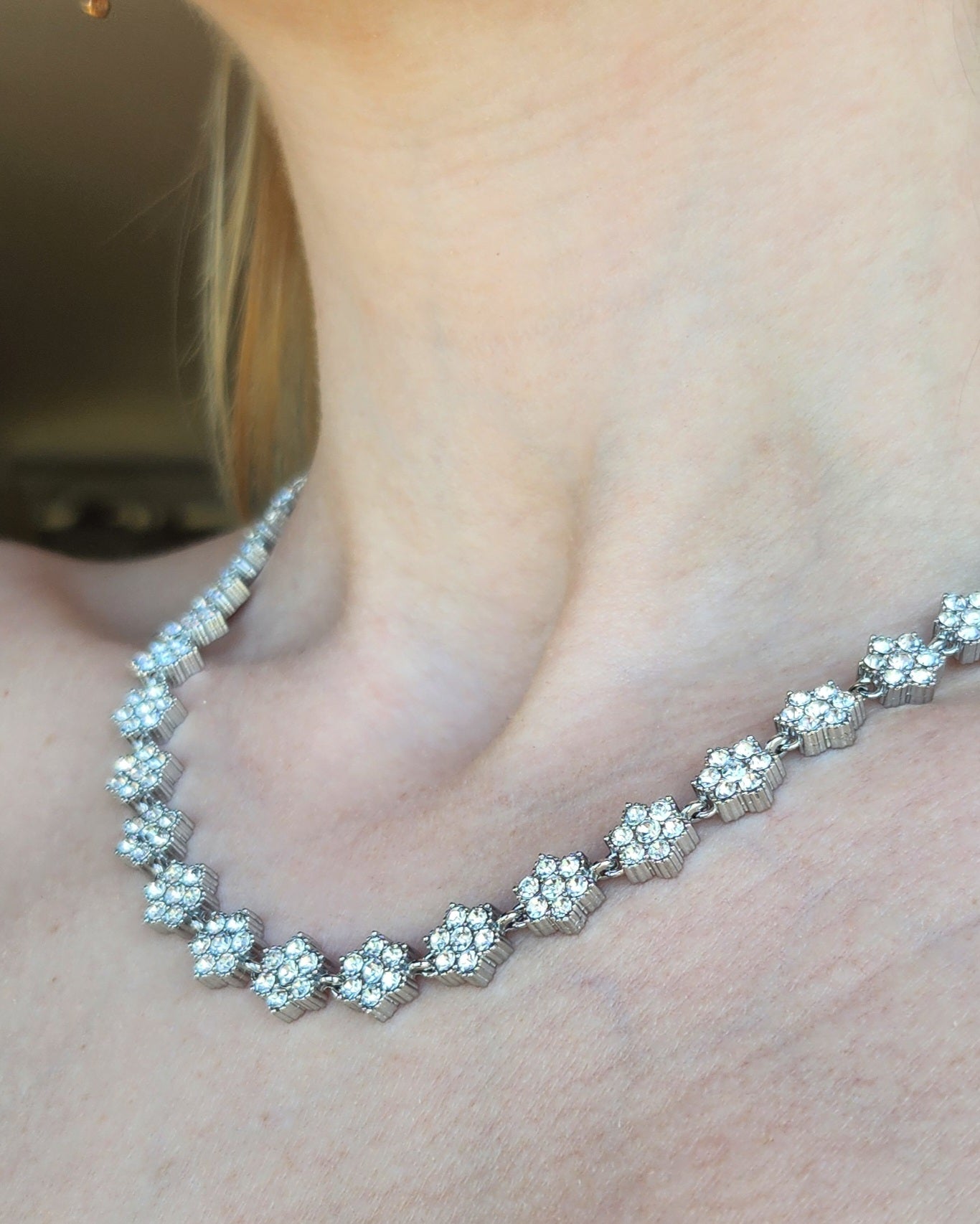 Collana Flowers