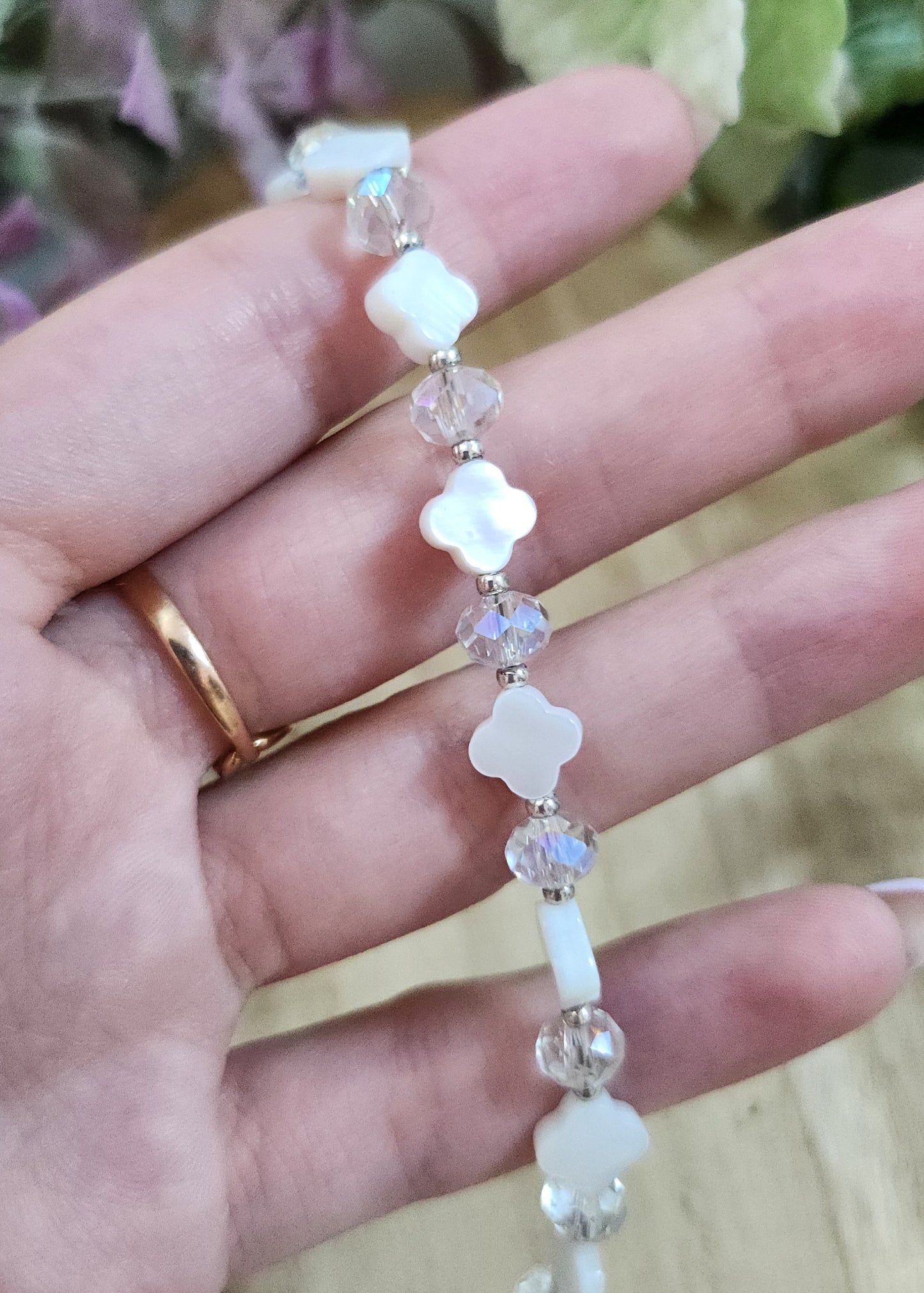 Collana girocollo cristalli swarovski e madreperla