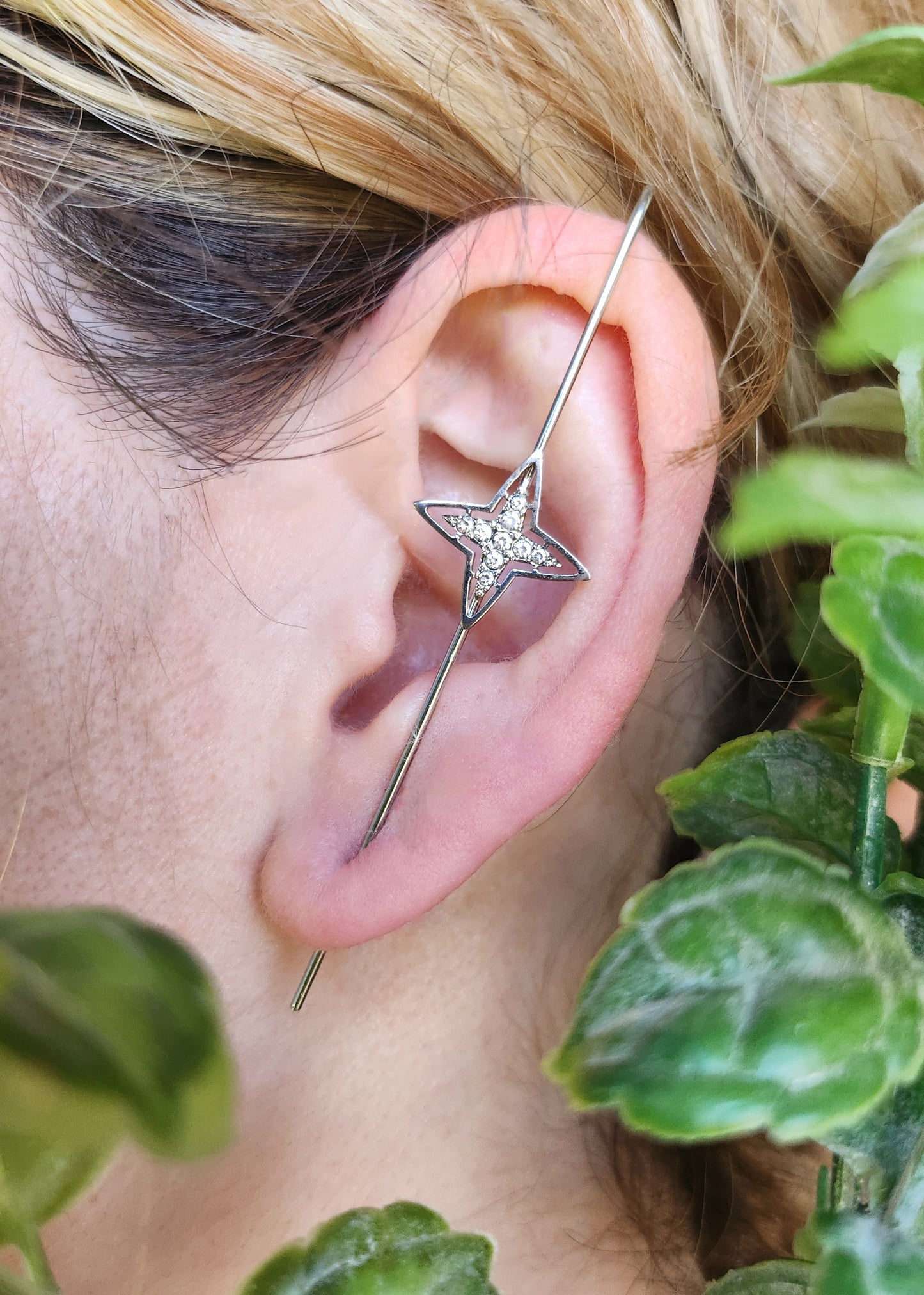 Ear Pin Stella (singolo)