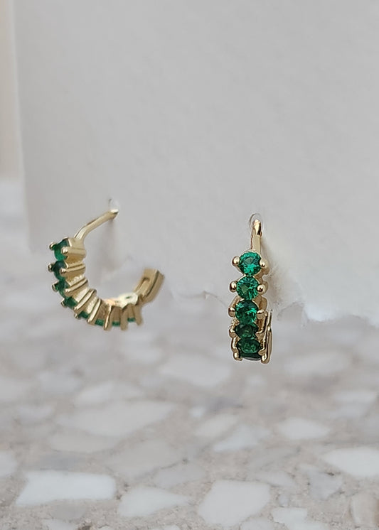 Orecchini a cerchietto con Zirconi