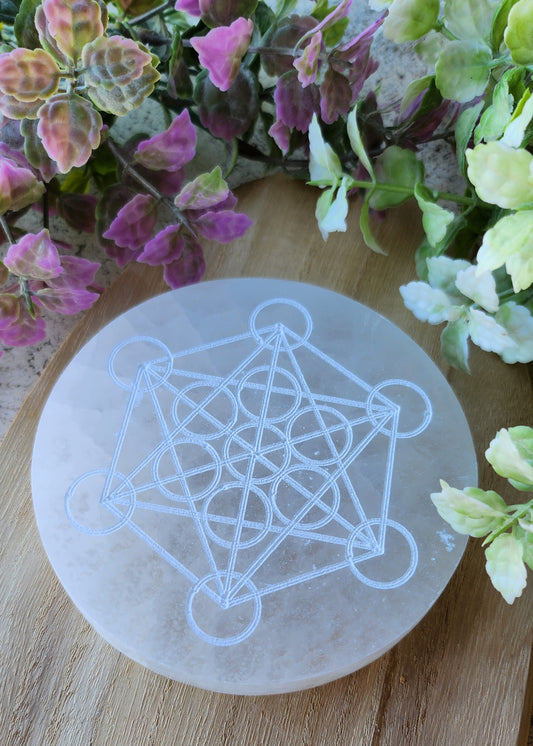 Piatto in Selenite con cubo di Metatron