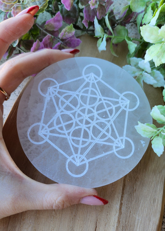 Piatto in Selenite con cubo di Metatron