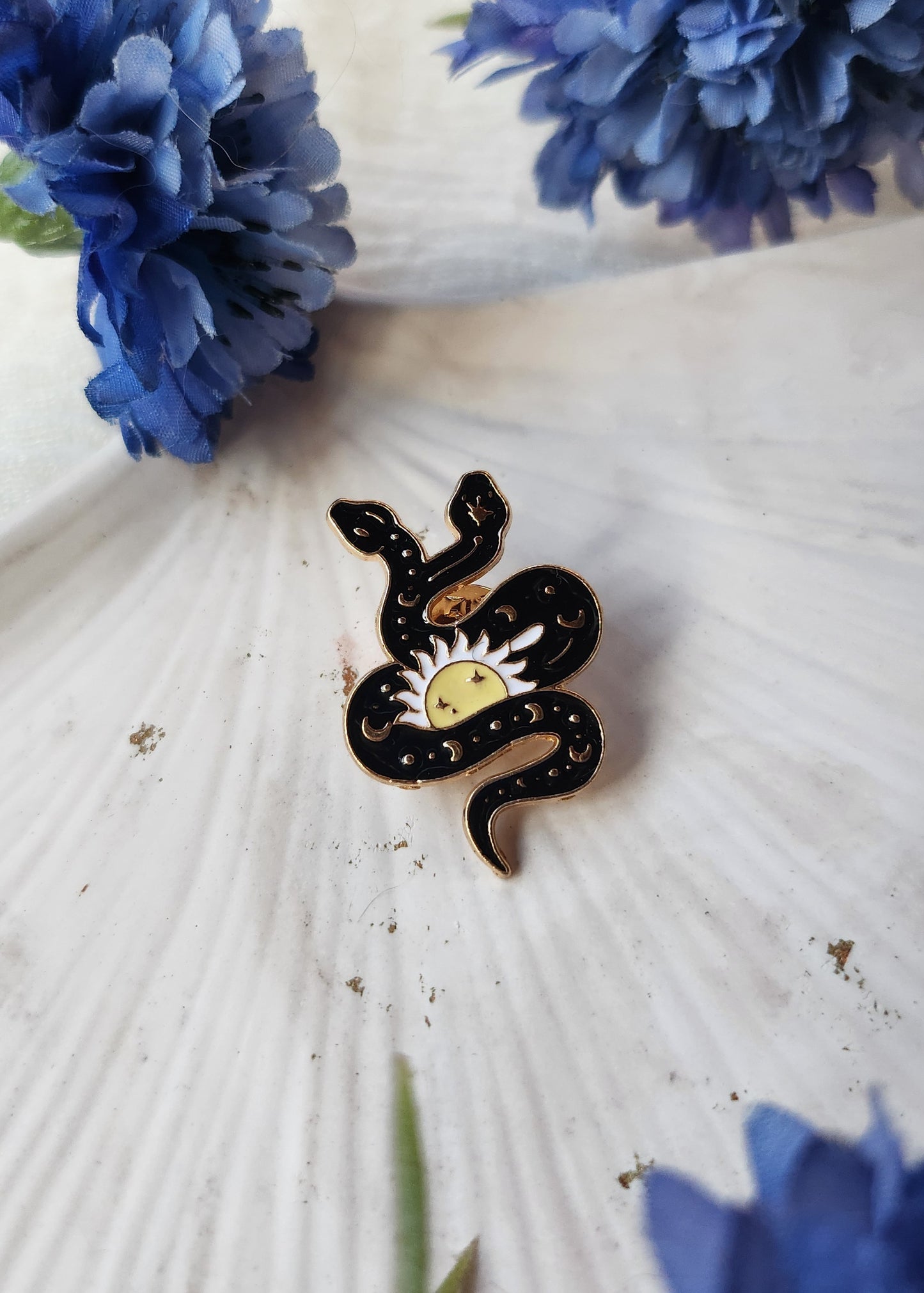 Spilla serpenti