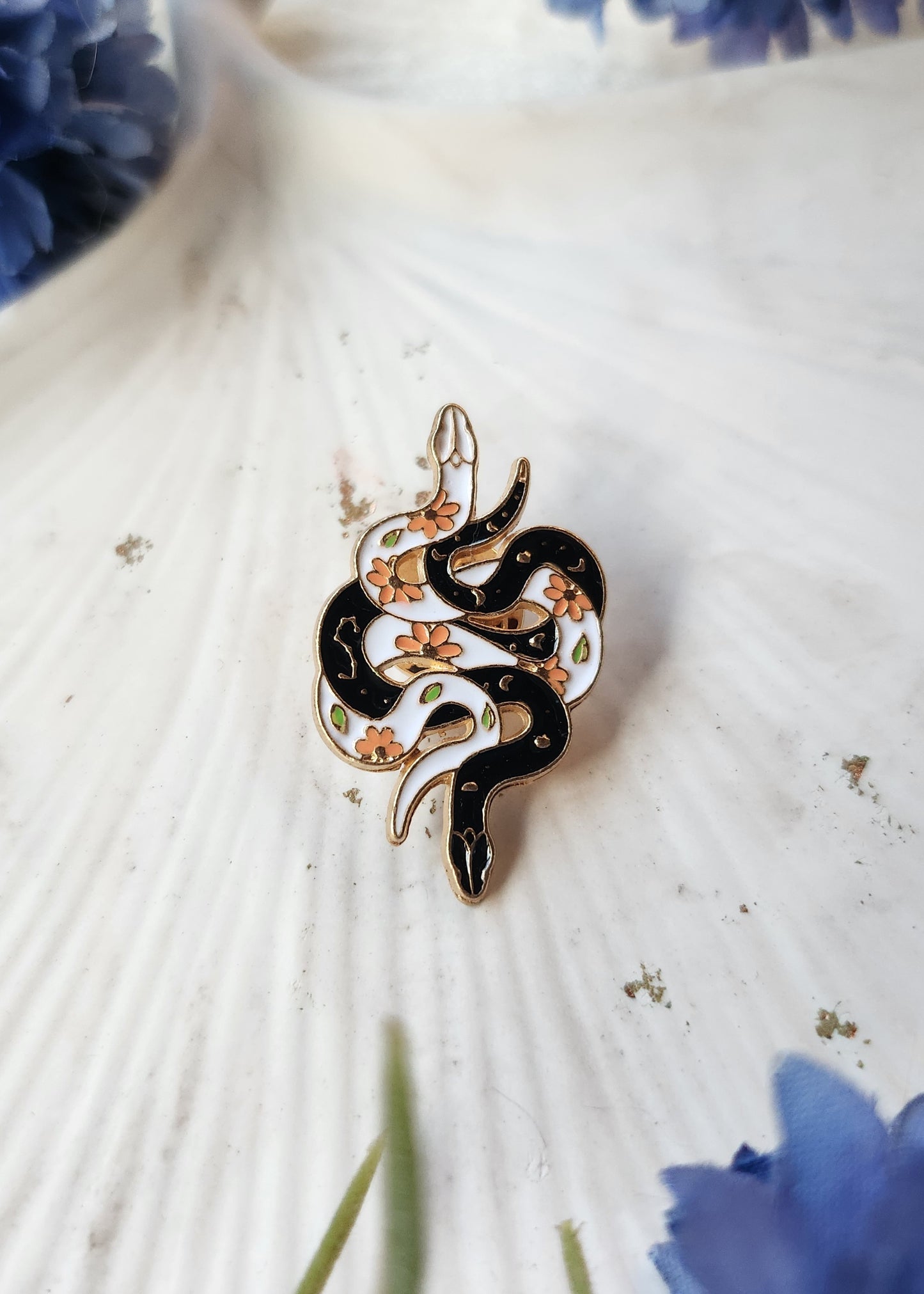 Spilla serpenti