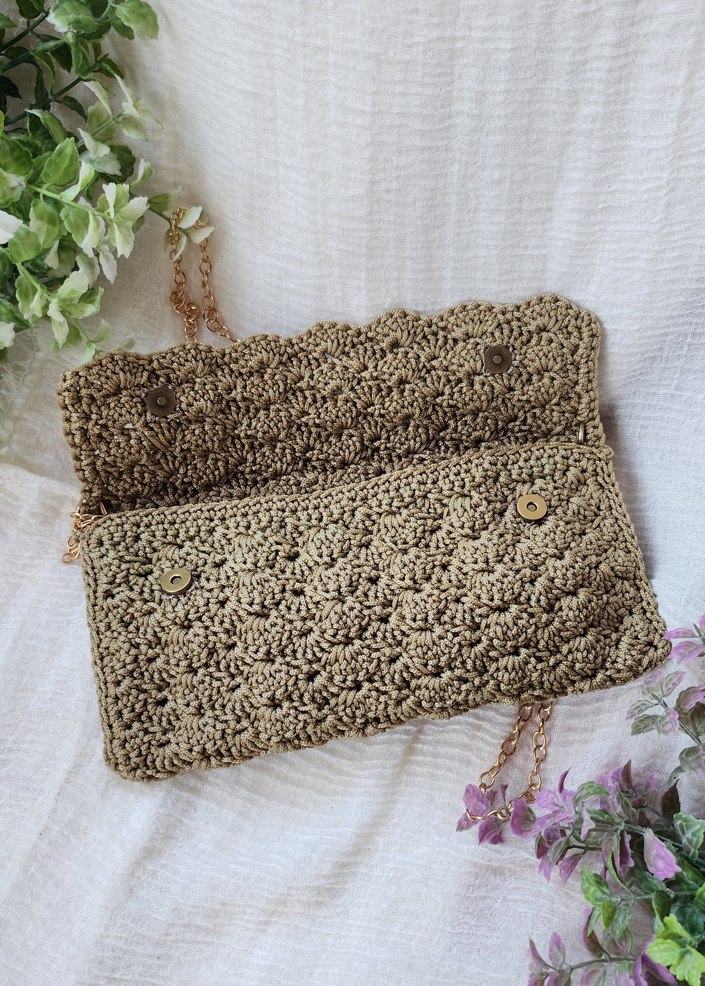 Pochette all'uncinetto